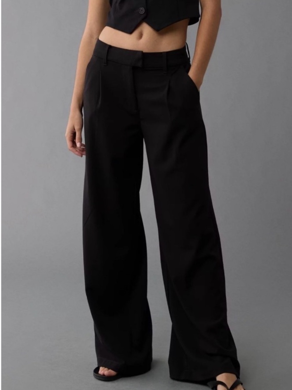American Eagle Curvy High Rise Pleated Wide Leg Trouser Pant Preppy Black 2